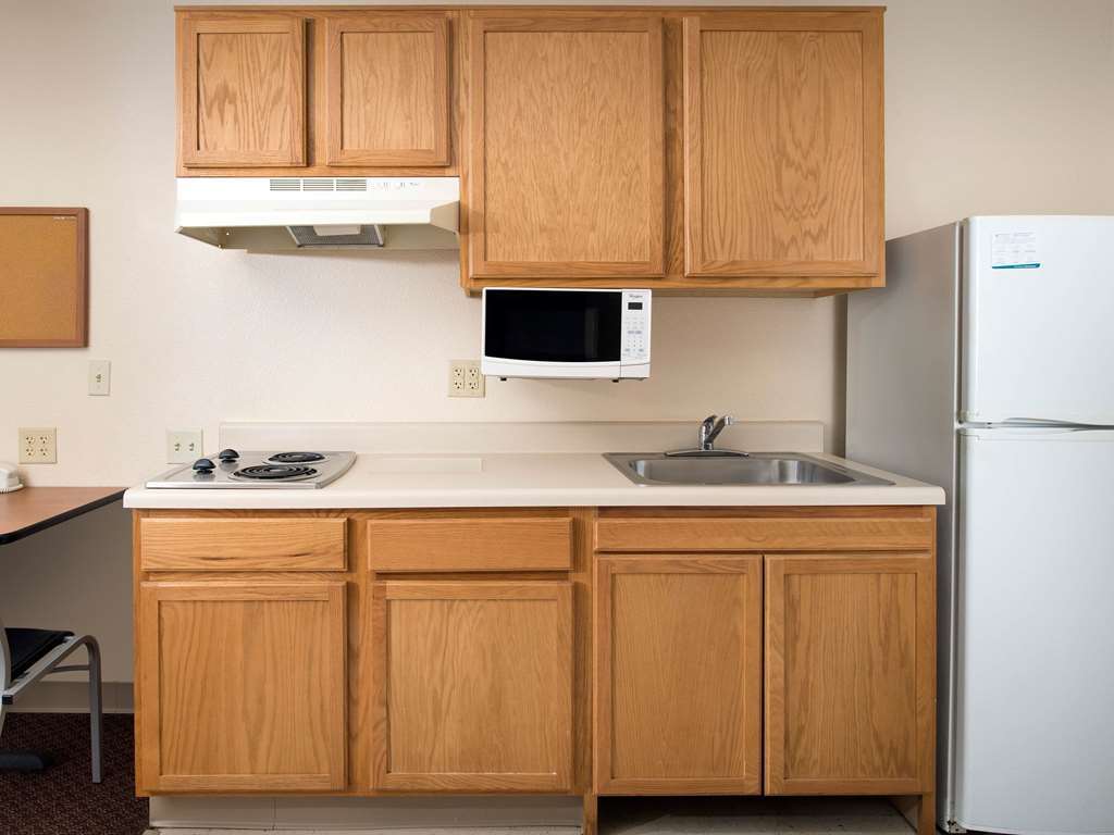 Extended Stay America Select Suites - Wichita - South Номер фото